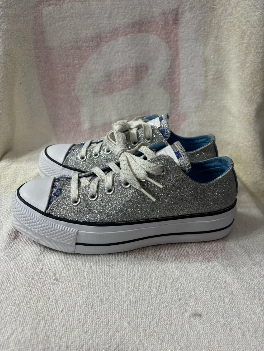 Converse CTAS Lift
Ox - Hybrid Shine Platform 
Silver/Blue/White Women’s Sz 8 - Picture 4 of 9